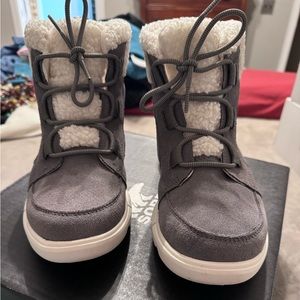 Sorel Explorer II carnival Cozy WP boot